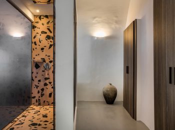 Sun Rocks Santorini 9 -Achilleas Kritikos, Interior Architect
